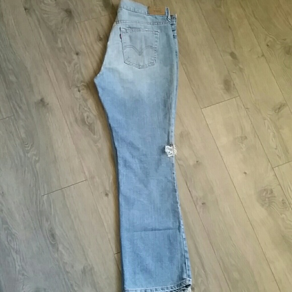Vintage 1990s High Waist Levi's Stoned Mom Jeans - Picture 5 of 9